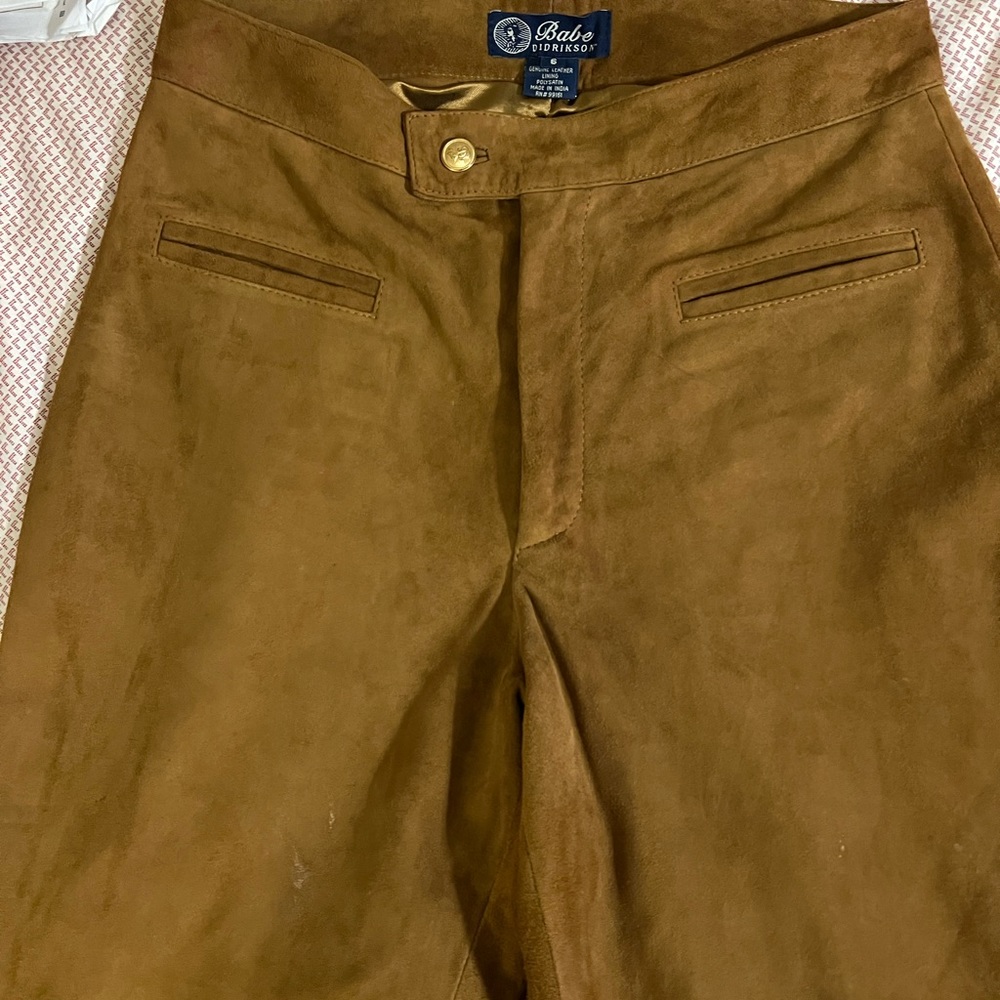 Italian leather (suede)
